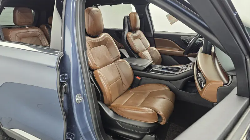 Lincoln Aviator