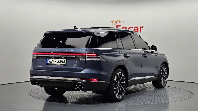 Lincoln Aviator