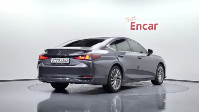 Lexus ES300h