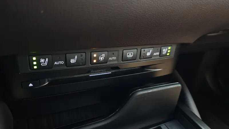 Lexus ES300h