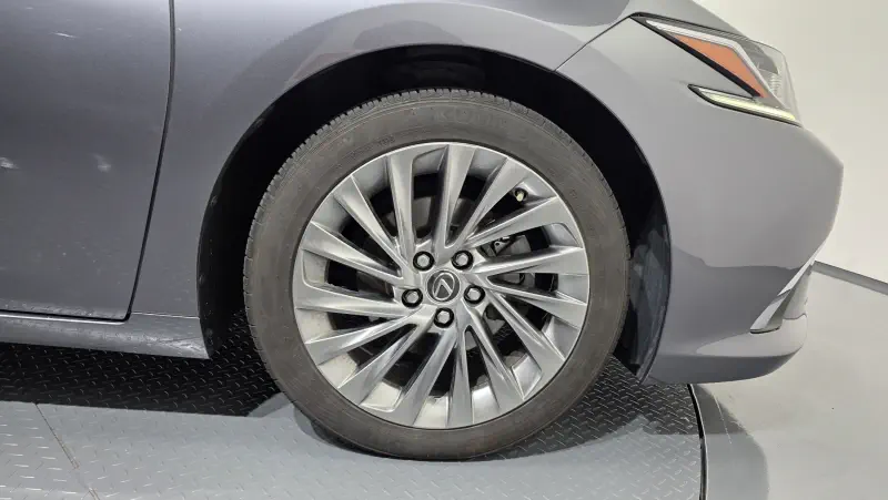 Lexus ES300h