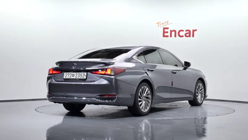 Lexus ES300h