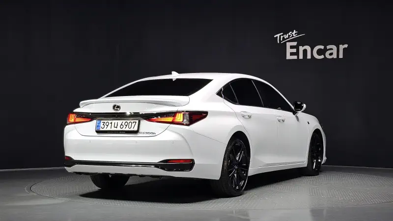 Lexus ES300h