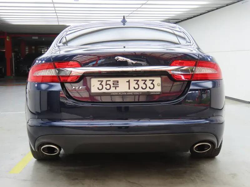 Jaguar XF