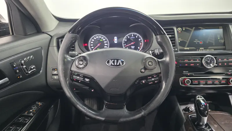 Kia K9