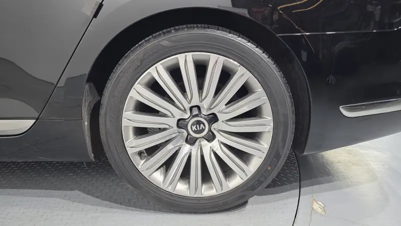 Kia K9
