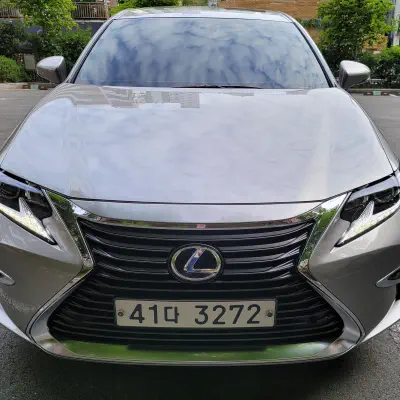 Lexus ES300h