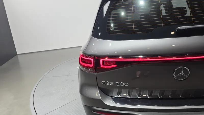 Mercedes-Benz EQB