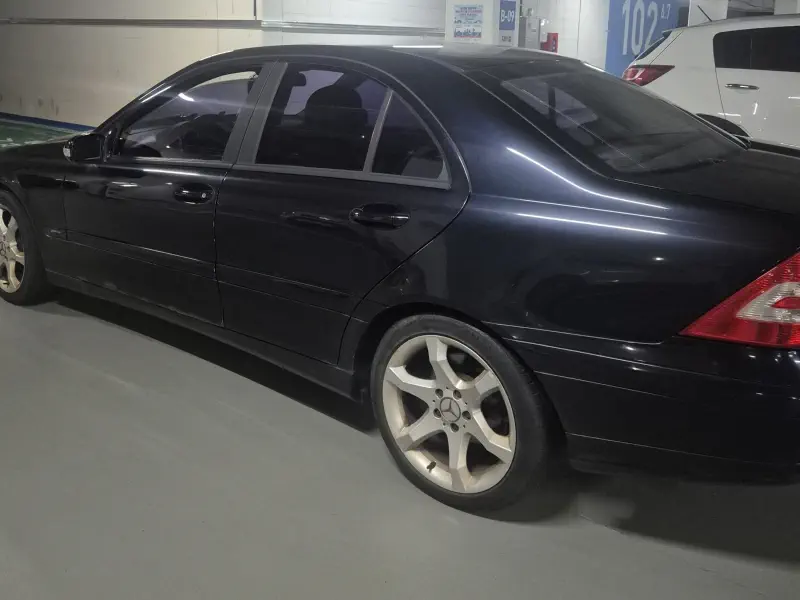 Mercedes-Benz C-Class