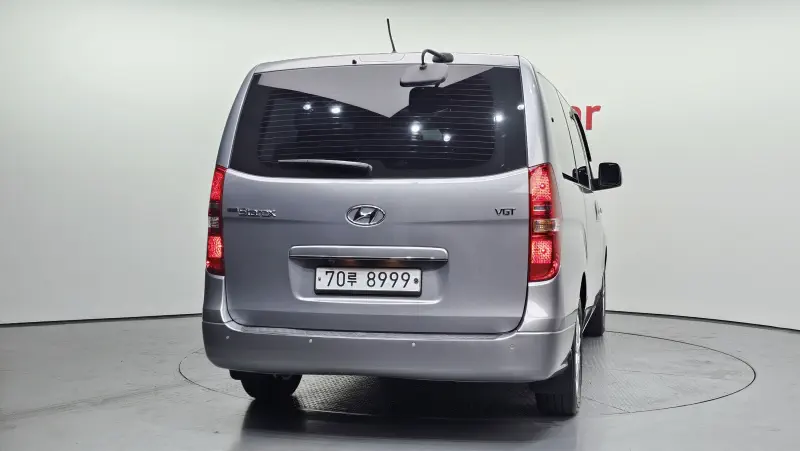 Hyundai Grand Starex