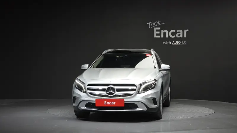 Mercedes-Benz GLA-Class