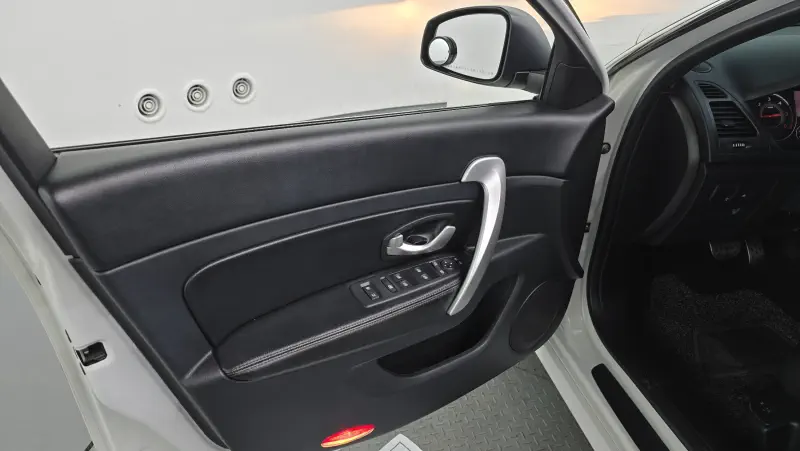 Renault Samsung SM5