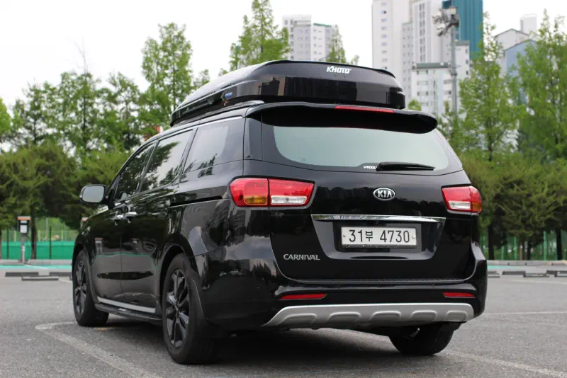 Kia Carnival