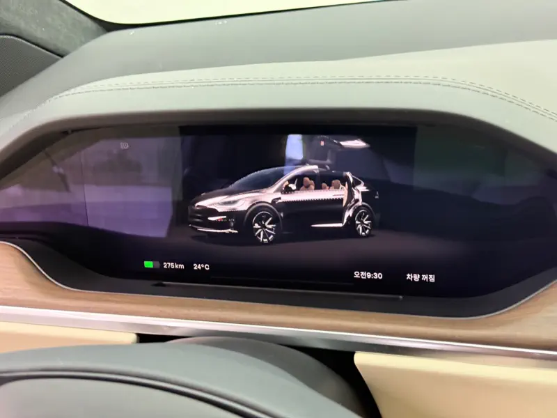Tesla MODEL X