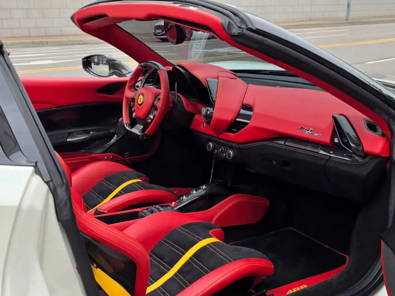 Ferrari 488