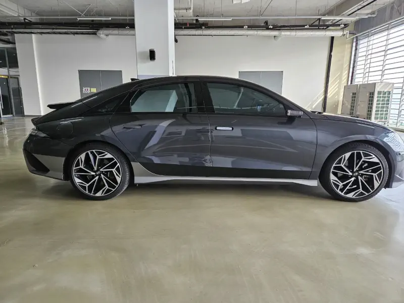 Hyundai Ioniq 6