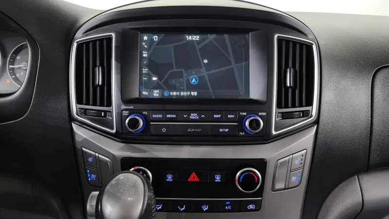 Hyundai Grand Starex