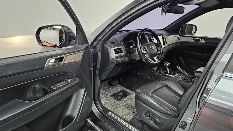 SsangYong Rexton Sports Khan
