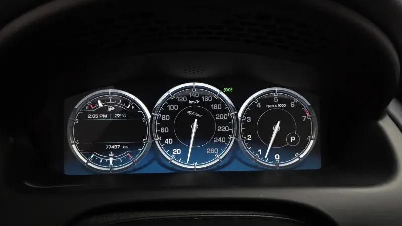 Jaguar XJ