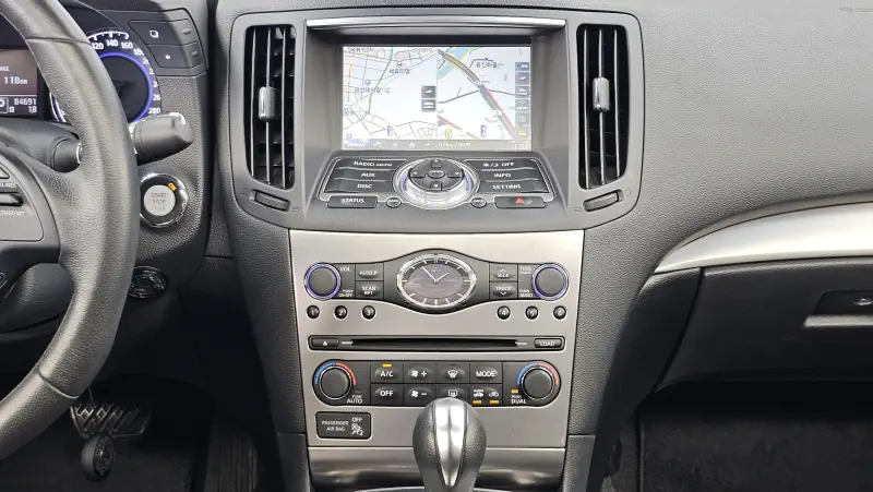 Infiniti G25