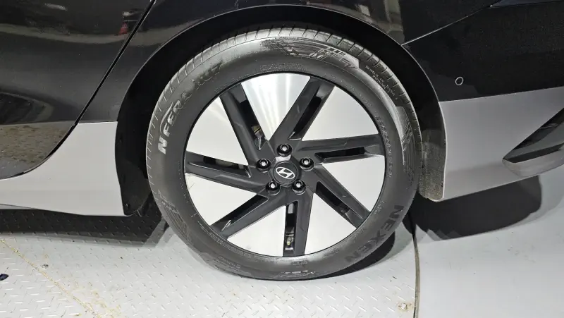 Hyundai Ioniq 6