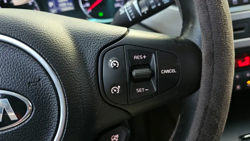 Kia Carens