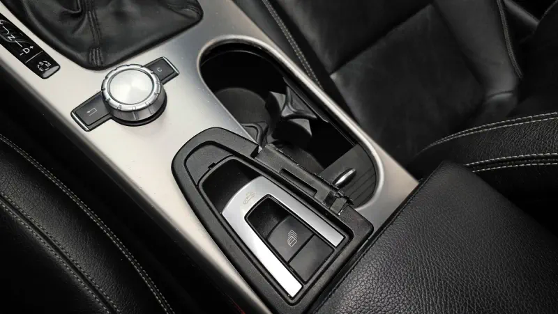 Mercedes-Benz SLK-Class