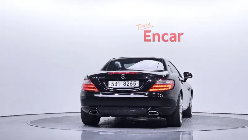 Mercedes-Benz SLK-Class