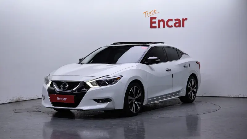 Nissan MAXIMA