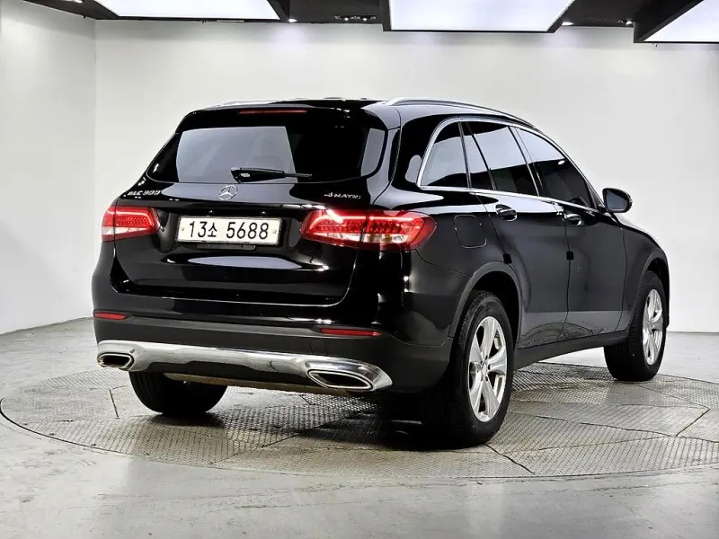 Mercedes-Benz GLC-Class