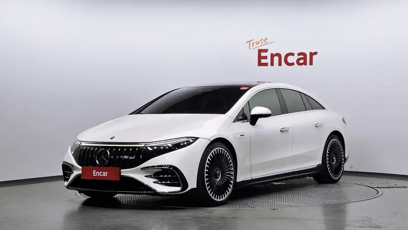 Mercedes-Benz EQS