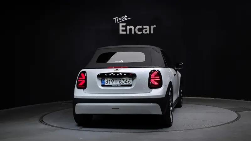 MINI Cabrio