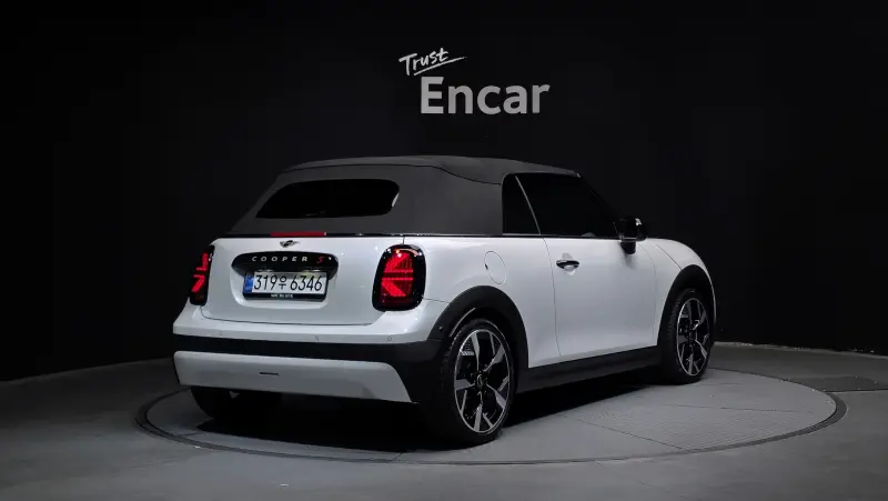 MINI Cabrio