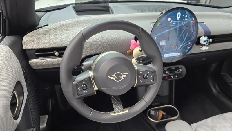 MINI Cabrio