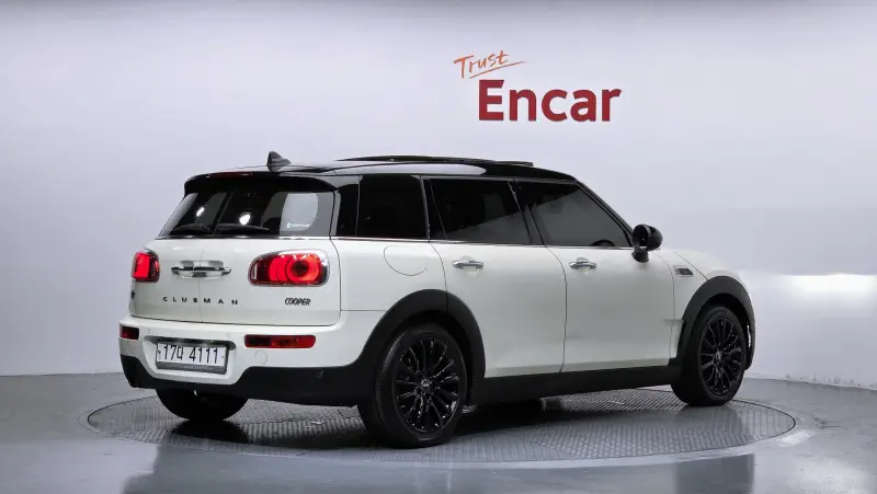 MINI Clubman