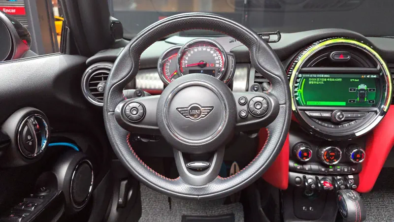 MINI Cabrio