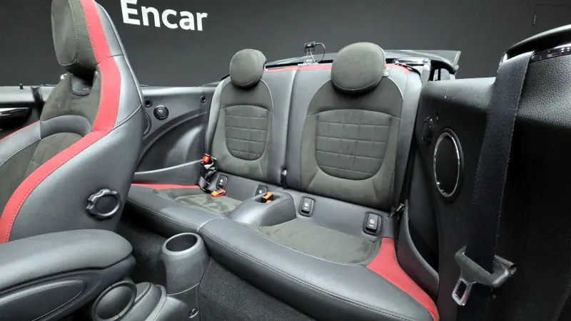 MINI Cabrio
