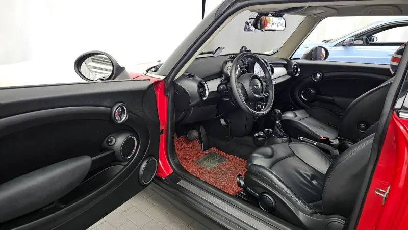MINI Hatch