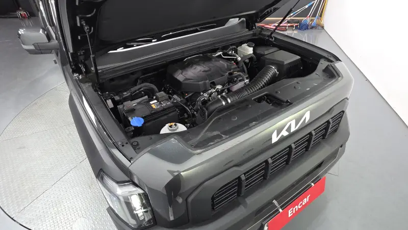 Kia Tasman