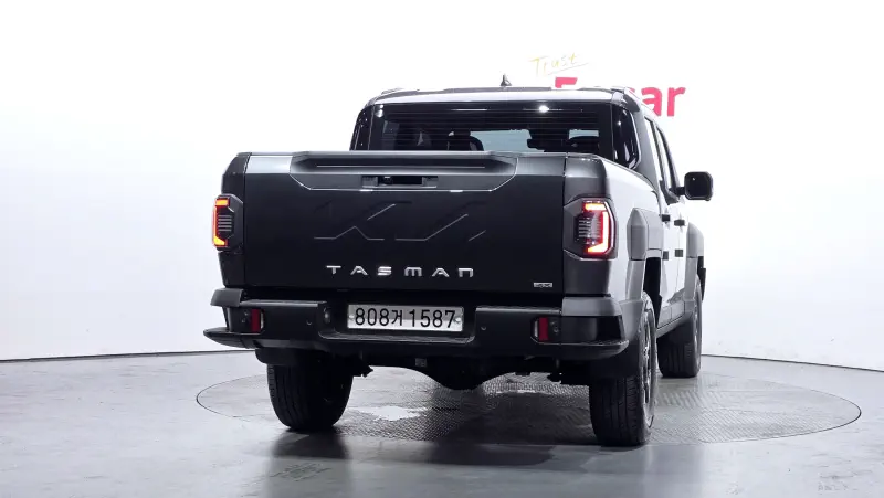 Kia Tasman
