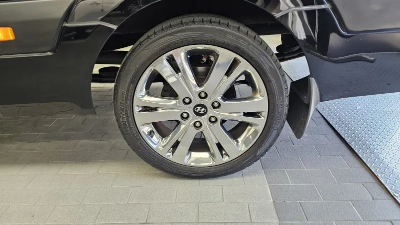 Hyundai H1