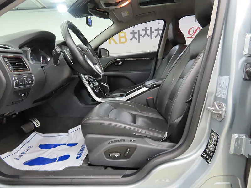 Volvo S80