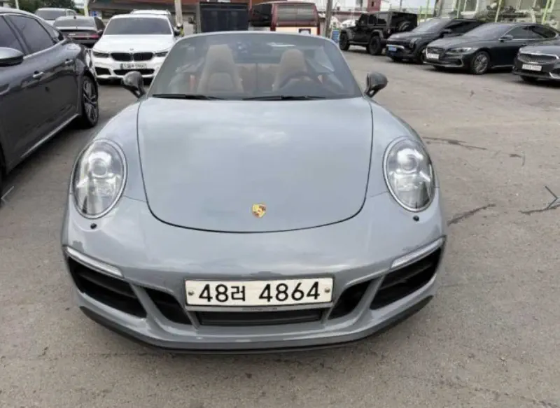 Porsche 911