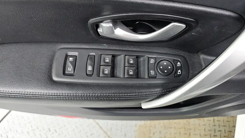 Renault Samsung SM5
