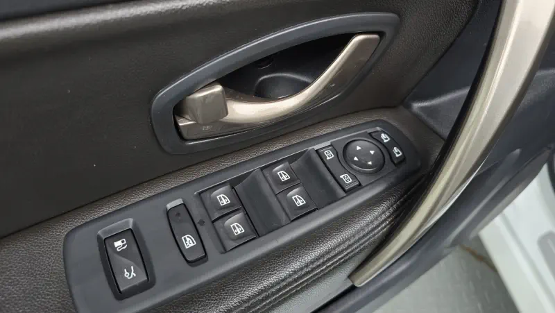Renault Samsung SM5