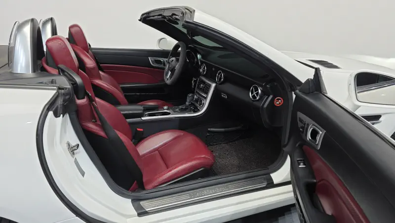 Mercedes-Benz SLK-Class