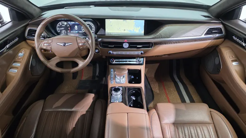 Genesis G90