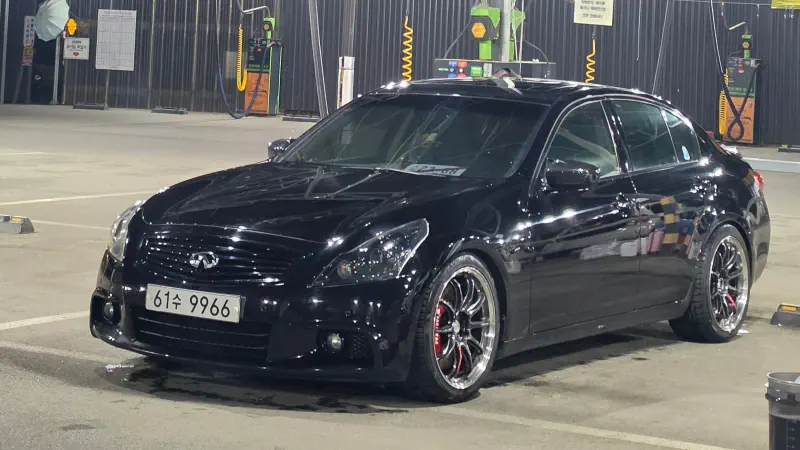 Infiniti G37