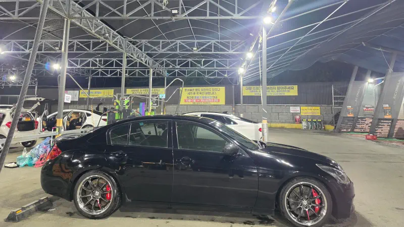 Infiniti G37