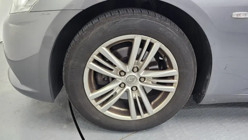 Infiniti G25